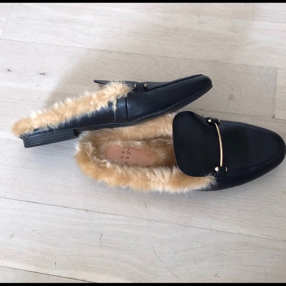 *NEW* faux fur mules